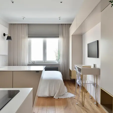 Warszawianka 아파트 *