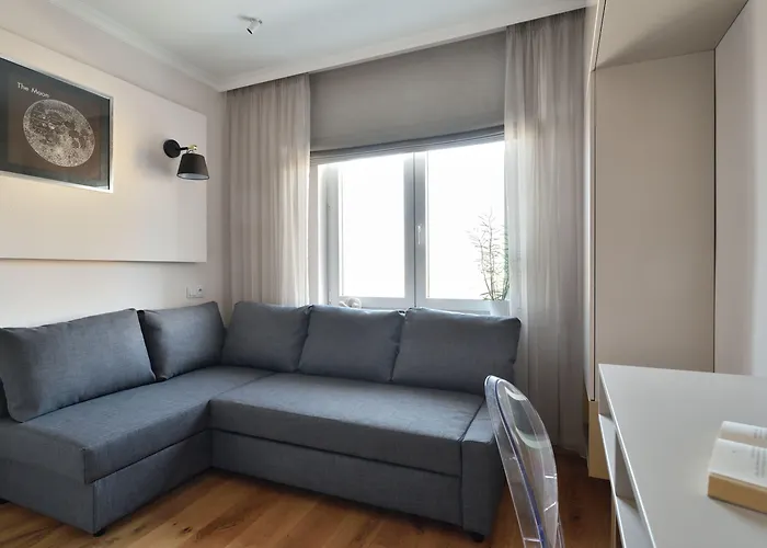 Warszawianka Apartment *