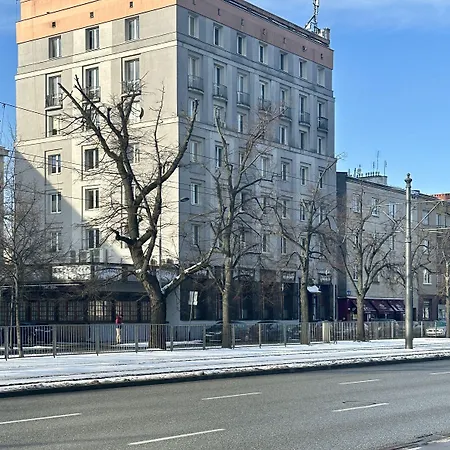 Warszawianka * Varšava